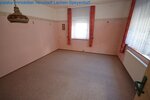 Sonderpreis 2 Generationen Haus mit Sanierungsaufwand - Einfamilienhaus Neidenfels | Angebot:26058111