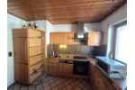 Vielseitiges Zweifamilienhaus mit Gewerbemöglichkeit, zahlreichen Stellplätzen u. idyllischem Garten - Mehrfamilienhaus, Wohnhaus Friedelhausen Friedelhausen | Angebot:27159287