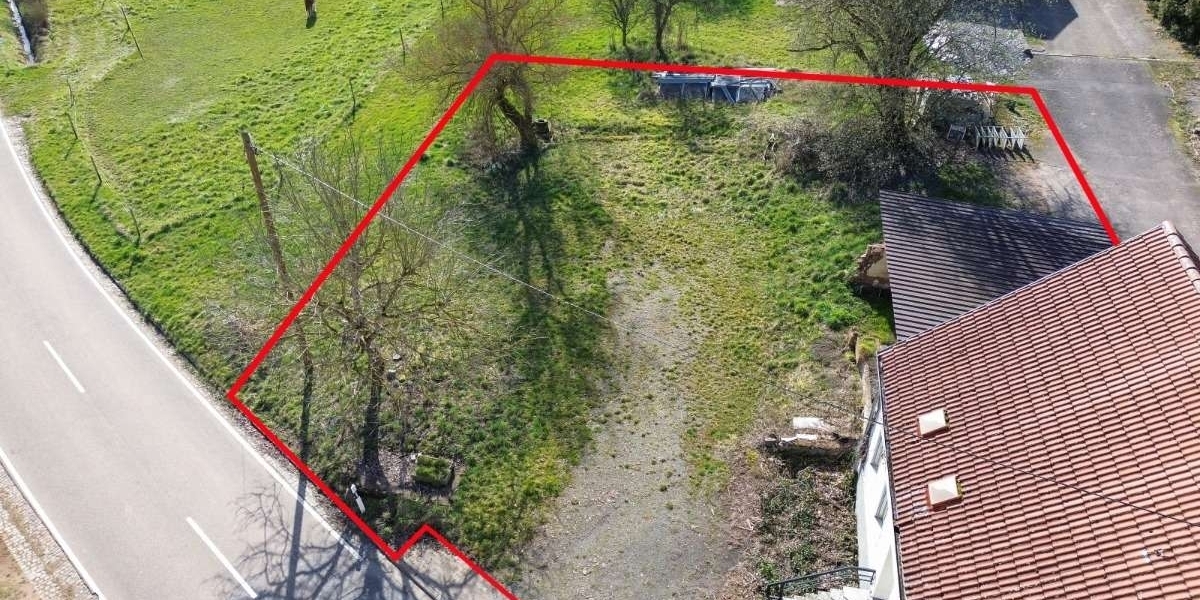 Grundstück