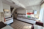 Vielseitiges Zweifamilienhaus mit Gewerbemöglichkeit, zahlreichen Stellplätzen u. idyllischem Garten - Mehrfamilienhaus, Wohnhaus Friedelhausen Friedelhausen | Angebot:27131029