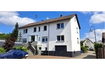 Großzügiges Wohnen für zwei Generationen: Poolbereich mit Poolbar & barrierefreiem EG - Zweifamilienhaus Katzweiler | Angebot:27131010