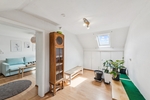 Vielseitiges Ein- bis Zweifamilienhaus: 8 Zimmer, 160 m², Traumgarten & Garage - Reihenendhaus Theisbergstegen | Angebot:27302035
