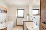 Modernisiertes Raumwunder: 130 m² Etagenwohnung mit 2 Balkonen und Garten - Etagenwohnung Otterberg | Angebot:27130943