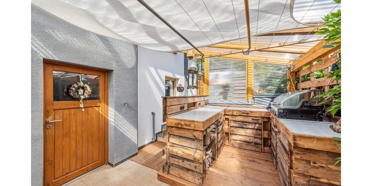 Außenküche Terrasse EG überdacht